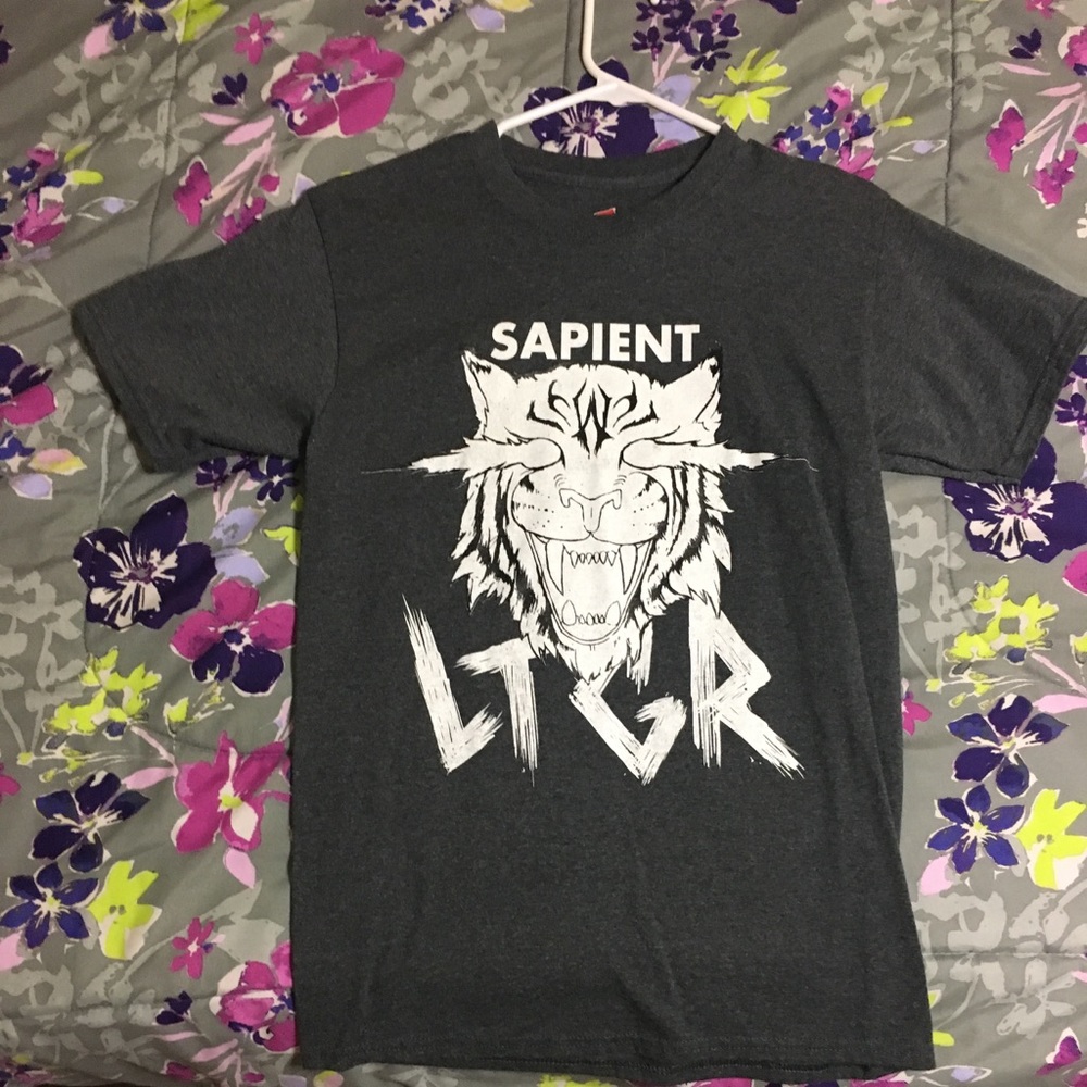 🦁3/$10 Musician t-shirt: Sapient, Light Tiger